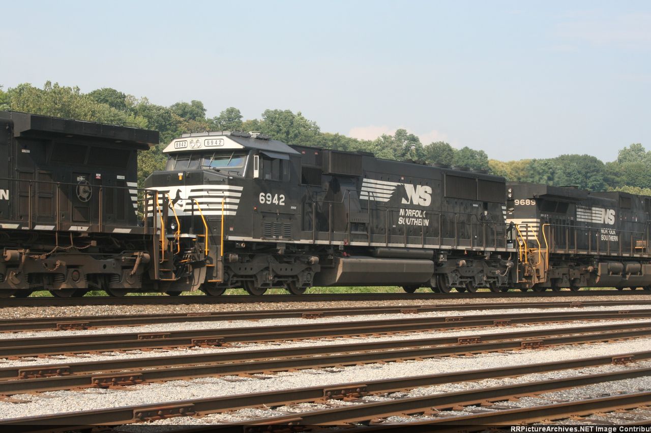 NS 6942